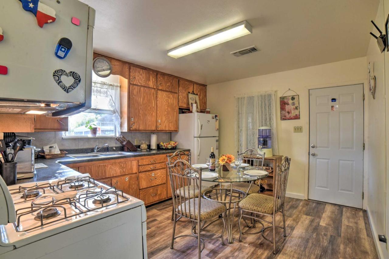 Fredericksburg Home 8 Blocks To Main St And Wineries Ngoại thất bức ảnh
