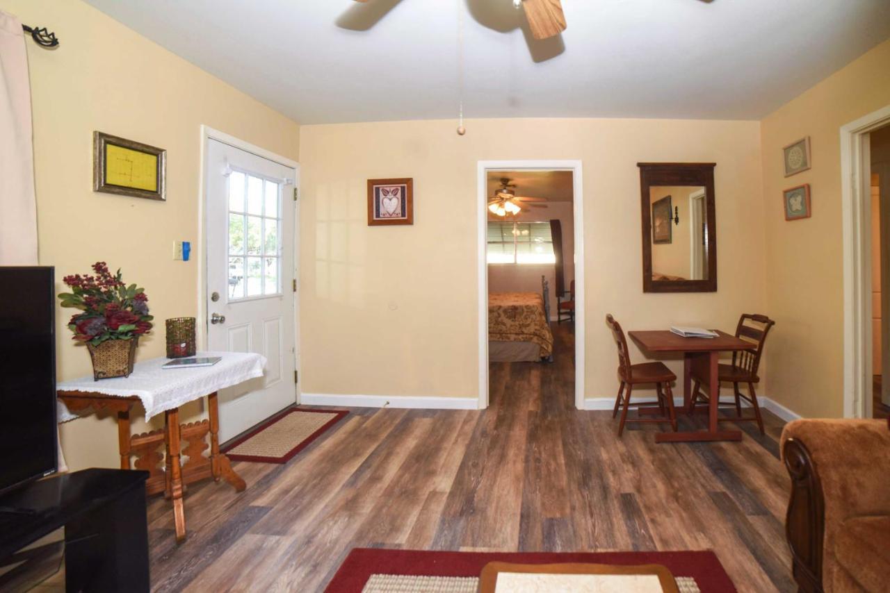 Fredericksburg Home 8 Blocks To Main St And Wineries Ngoại thất bức ảnh
