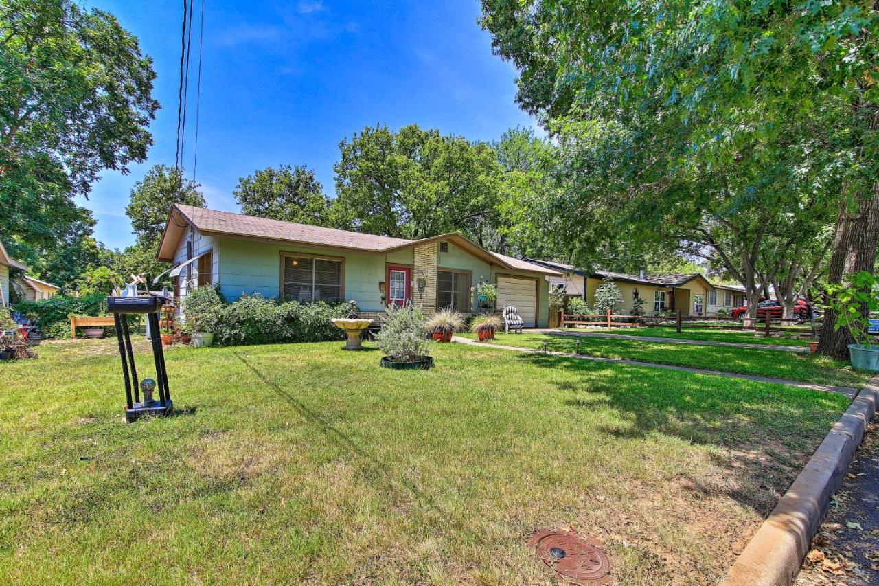 Fredericksburg Home 8 Blocks To Main St And Wineries Ngoại thất bức ảnh